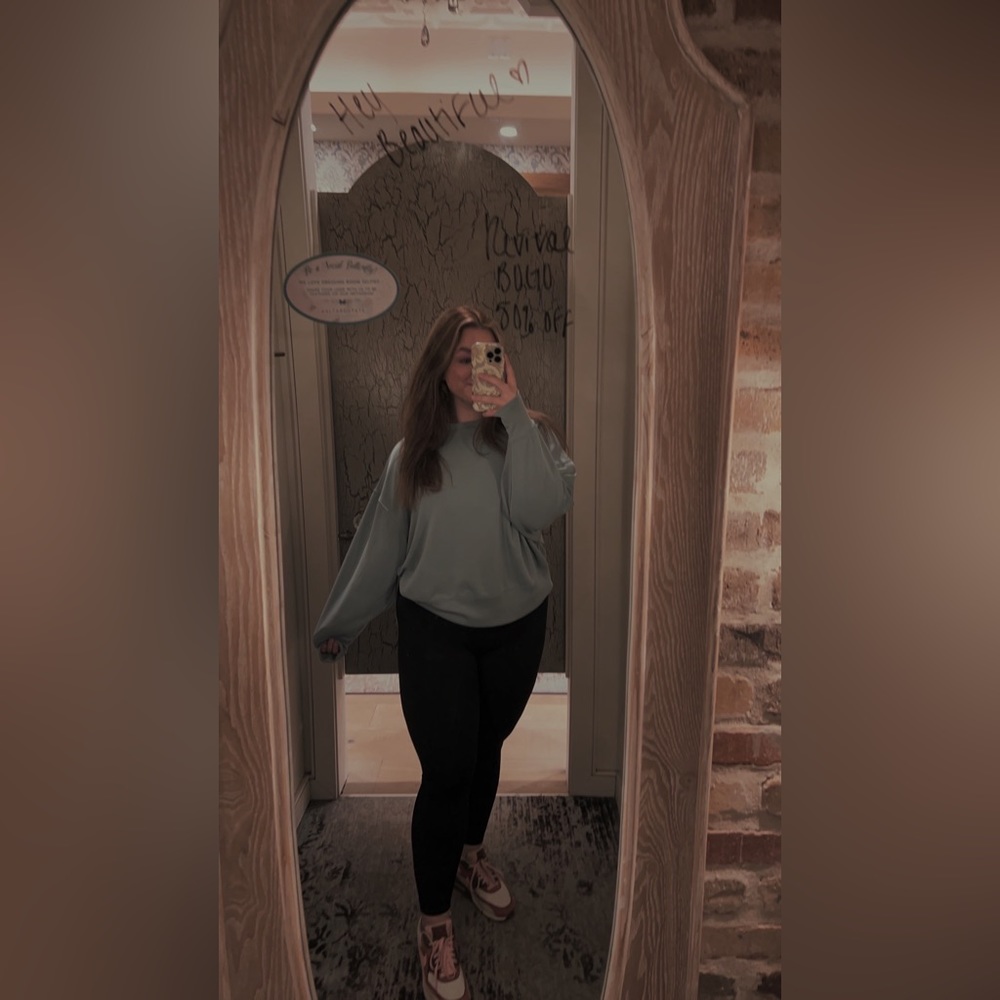 Meet your Posher, Kaelyn